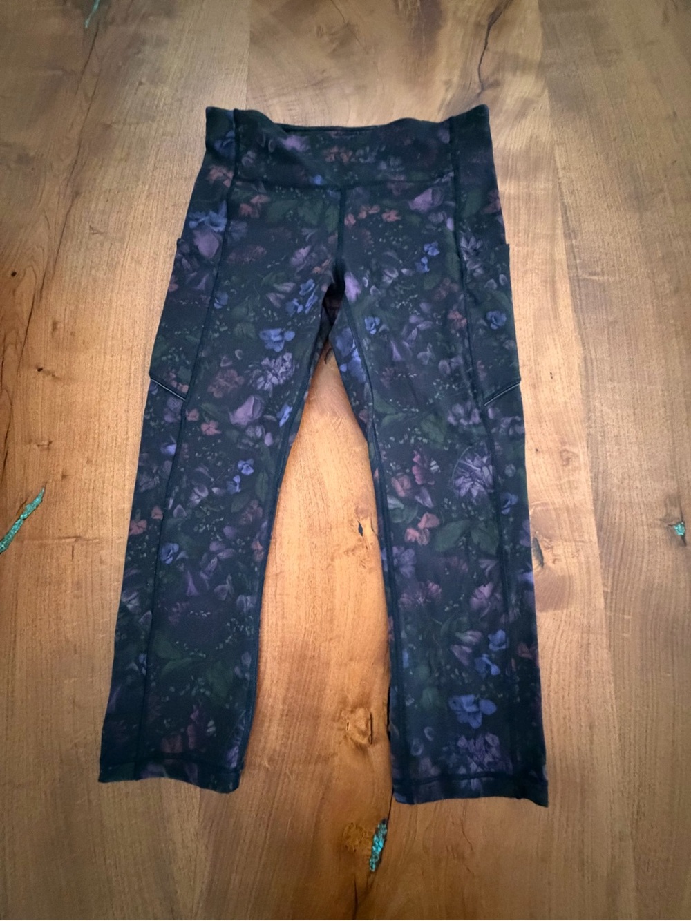Lululemon Floral Cropped Leggings